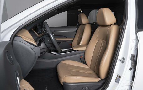 Hyundai Sonata VIII, 2020 год, 2 400 000 рублей, 13 фотография