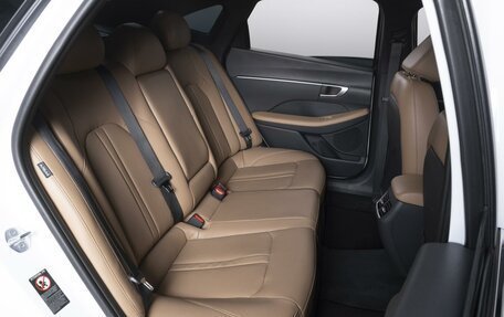 Hyundai Sonata VIII, 2020 год, 2 400 000 рублей, 10 фотография