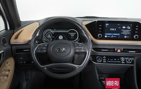Hyundai Sonata VIII, 2020 год, 2 400 000 рублей, 16 фотография