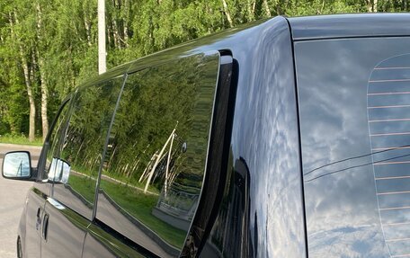 Hyundai H-1 II рестайлинг, 2016 год, 2 300 000 рублей, 24 фотография