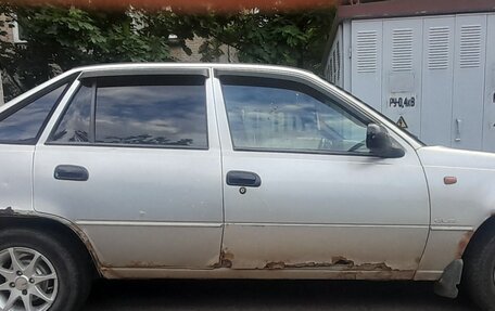 Daewoo Nexia I рестайлинг, 2000 год, 100 000 рублей, 6 фотография