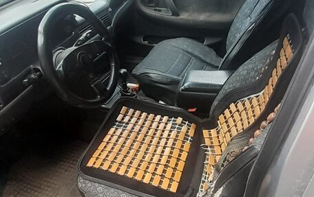 Daewoo Nexia I рестайлинг, 2000 год, 100 000 рублей, 15 фотография