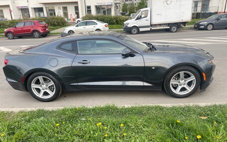 Chevrolet Camaro VI, 2020 год, 2 400 000 рублей, 3 фотография