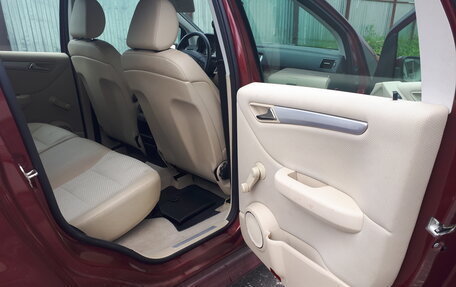 Mercedes-Benz B-Класс, 2011 год, 670 000 рублей, 2 фотография