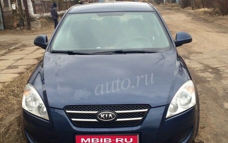 KIA cee'd I рестайлинг, 2007 год, 410 000 рублей, 2 фотография