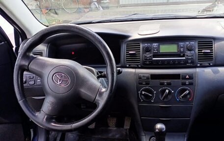 Toyota Corolla, 2005 год, 515 000 рублей, 10 фотография