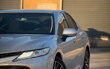 Toyota Camry, 2018 год, 2 250 000 рублей, 14 фотография