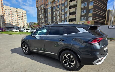 KIA Sportage IV рестайлинг, 2022 год, 2 750 000 рублей, 4 фотография