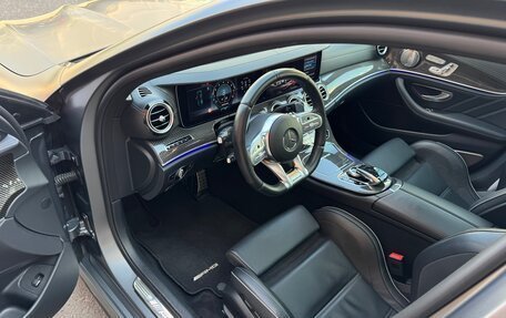 Mercedes-Benz E-Класс AMG, 2017 год, 7 000 000 рублей, 11 фотография