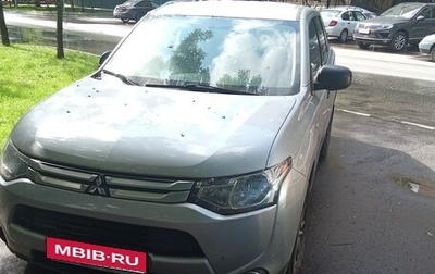 Mitsubishi Outlander III рестайлинг 3, 2014 год, 2 000 000 рублей, 1 фотография