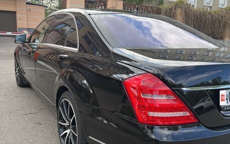 Mercedes-Benz S-Класс, 2008 год, 1 950 000 рублей, 4 фотография