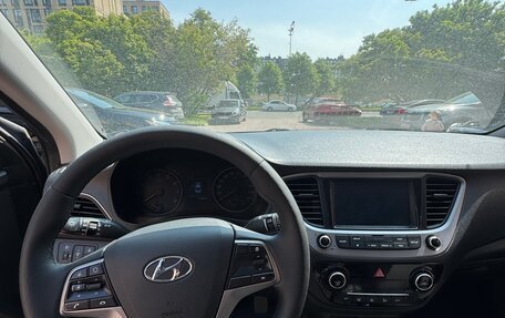 Hyundai Solaris II рестайлинг, 2018 год, 1 180 000 рублей, 12 фотография