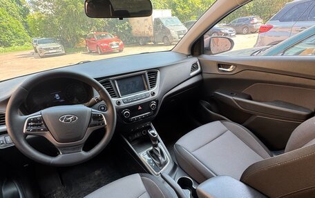 Hyundai Solaris II рестайлинг, 2018 год, 1 180 000 рублей, 8 фотография