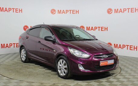 Hyundai Solaris II рестайлинг, 2013 год, 694 000 рублей, 3 фотография