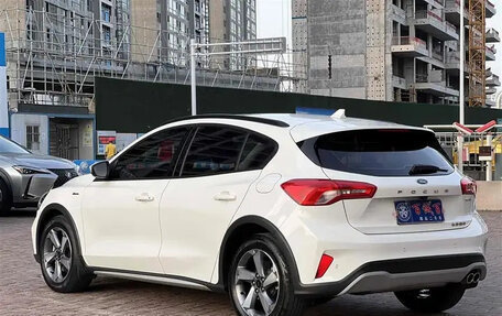 Ford Focus IV, 2022 год, 1 340 334 рублей, 6 фотография