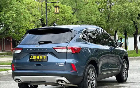 Ford Escape, 2022 год, 1 730 334 рублей, 4 фотография