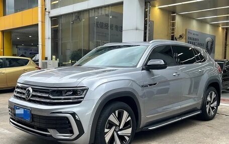 Volkswagen Teramont I, 2022 год, 2 841 000 рублей, 3 фотография