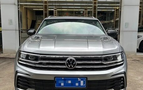 Volkswagen Teramont I, 2022 год, 2 841 000 рублей, 2 фотография