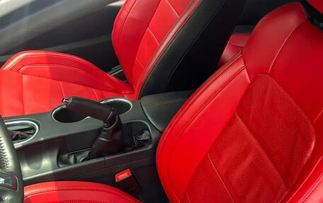 Ford Mustang VI рестайлинг, 2022 год, 3 380 334 рублей, 10 фотография