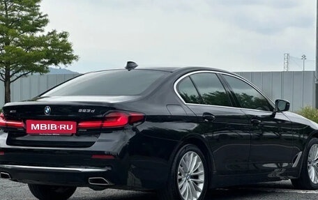 BMW 5 серия, 2021 год, 3 199 000 рублей, 2 фотография