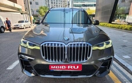 BMW X7, 2021 год, 6 730 000 рублей, 2 фотография