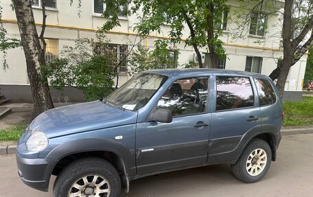 Chevrolet Niva I рестайлинг, 2011 год, 450 000 рублей, 6 фотография