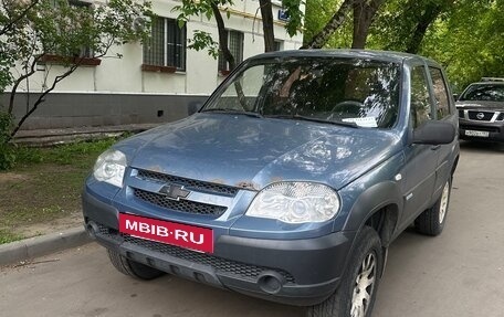 Chevrolet Niva I рестайлинг, 2011 год, 450 000 рублей, 5 фотография