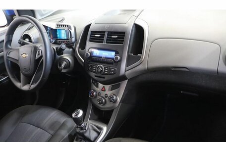 Chevrolet Aveo III, 2014 год, 725 000 рублей, 5 фотография