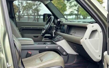 Land Rover Defender II, 2020 год, 7 037 000 рублей, 12 фотография