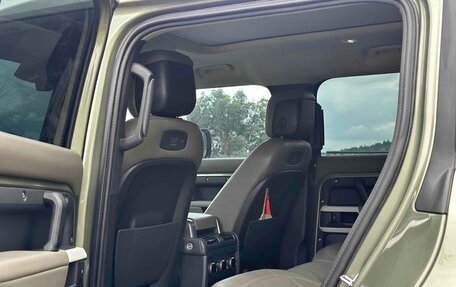 Land Rover Defender II, 2020 год, 7 037 000 рублей, 13 фотография