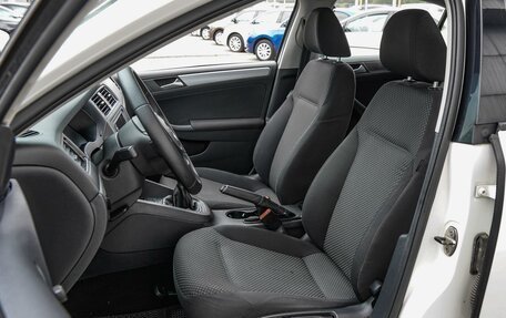Volkswagen Jetta VI, 2012 год, 899 000 рублей, 10 фотография