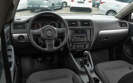 Volkswagen Jetta VI, 2012 год, 899 000 рублей, 6 фотография