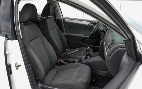 Volkswagen Jetta VI, 2012 год, 899 000 рублей, 8 фотография
