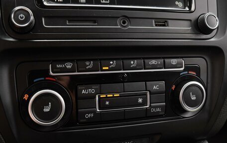 Volkswagen Jetta VI, 2012 год, 899 000 рублей, 14 фотография