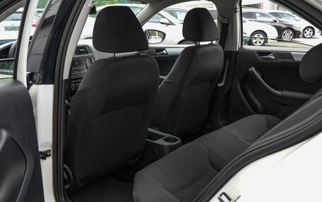 Volkswagen Jetta VI, 2012 год, 899 000 рублей, 11 фотография