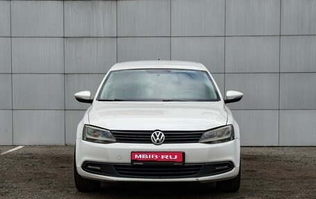 Volkswagen Jetta VI, 2012 год, 899 000 рублей, 3 фотография