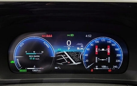 Toyota Crown, 2023 год, 4 423 023 рублей, 14 фотография