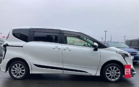 Toyota Sienta II, 2021 год, 1 336 810 рублей, 8 фотография