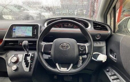 Toyota Sienta II, 2021 год, 1 336 810 рублей, 13 фотография
