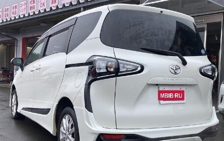 Toyota Sienta II, 2021 год, 1 336 810 рублей, 6 фотография