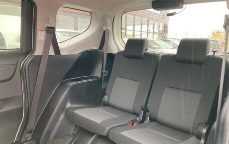 Toyota Sienta II, 2021 год, 1 336 810 рублей, 22 фотография