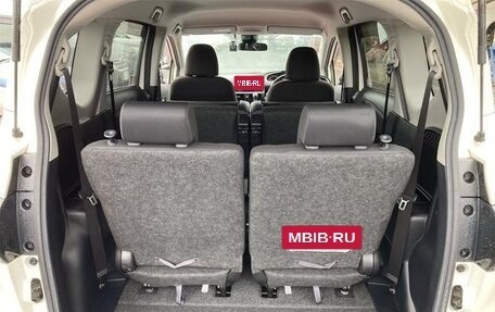 Toyota Sienta II, 2021 год, 1 336 810 рублей, 24 фотография
