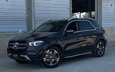 Mercedes-Benz GLE, 2022 год, 5 690 000 рублей, 1 фотография