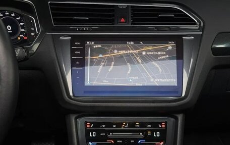 Volkswagen Tiguan II, 2021 год, 2 821 201 рублей, 14 фотография