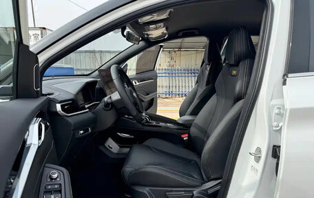 Geely Coolray I, 2025 год, 1 700 000 рублей, 11 фотография