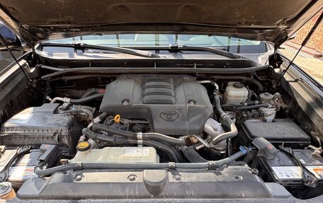 Toyota Land Cruiser Prado 150 рестайлинг 2, 2011 год, 2 400 000 рублей, 3 фотография