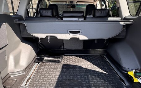 Toyota Land Cruiser Prado 150 рестайлинг 2, 2011 год, 2 400 000 рублей, 8 фотография
