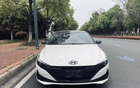 Hyundai Elantra, 2021 год, 1 250 000 рублей, 2 фотография
