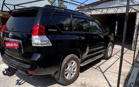 Toyota Land Cruiser Prado 150 рестайлинг 2, 2011 год, 2 400 000 рублей, 12 фотография