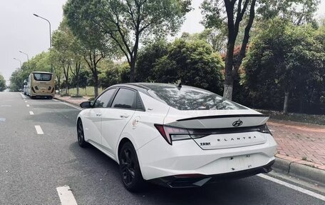 Hyundai Elantra, 2021 год, 1 250 000 рублей, 7 фотография